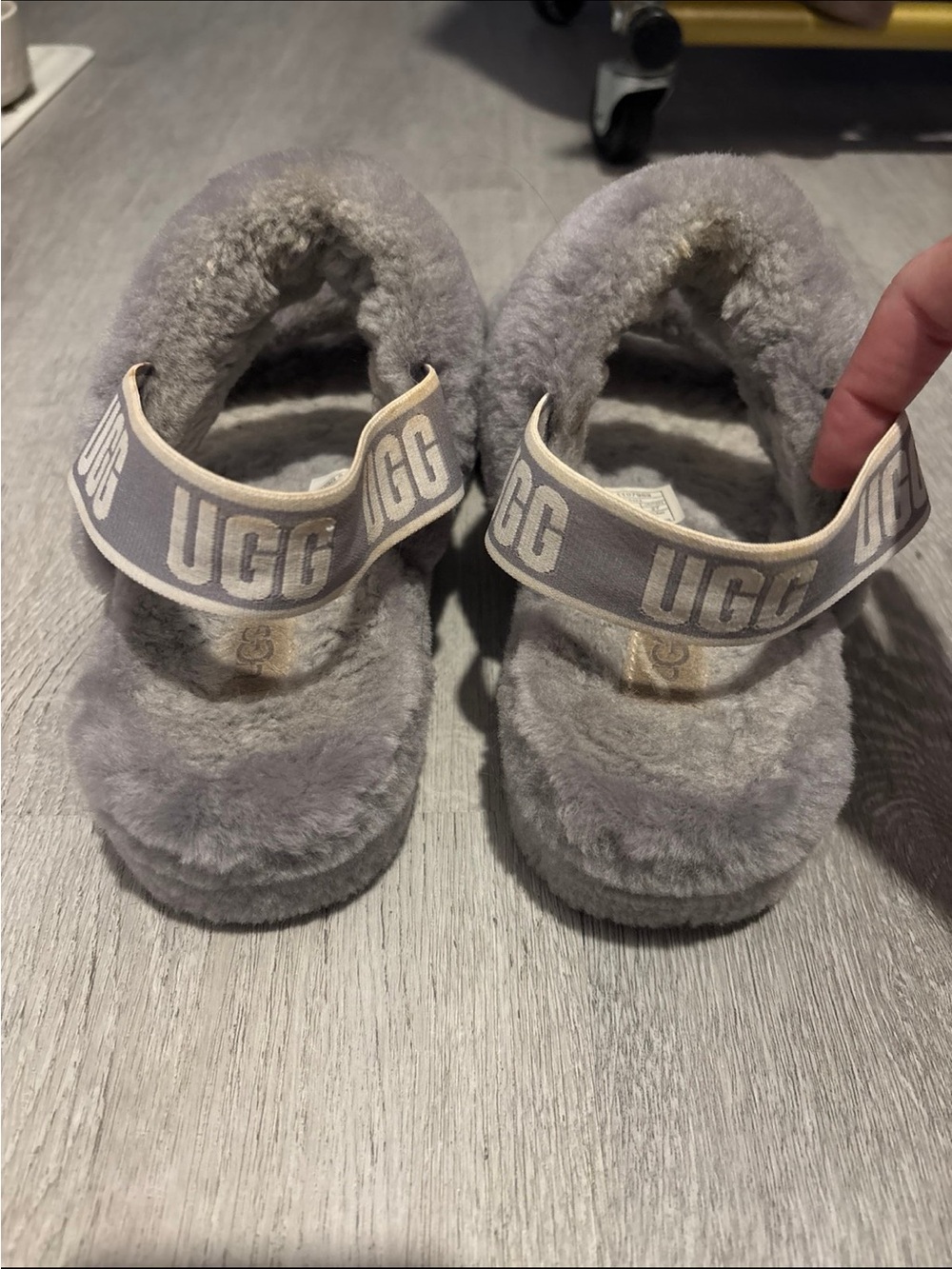 UGG Kids Plush Sheepskin Slide Sandal in Light Grey